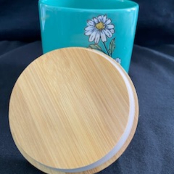 Spectrum Designz Hedgehog Easter Pottery - Picture 2 of 16